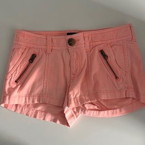 American Eagle Short